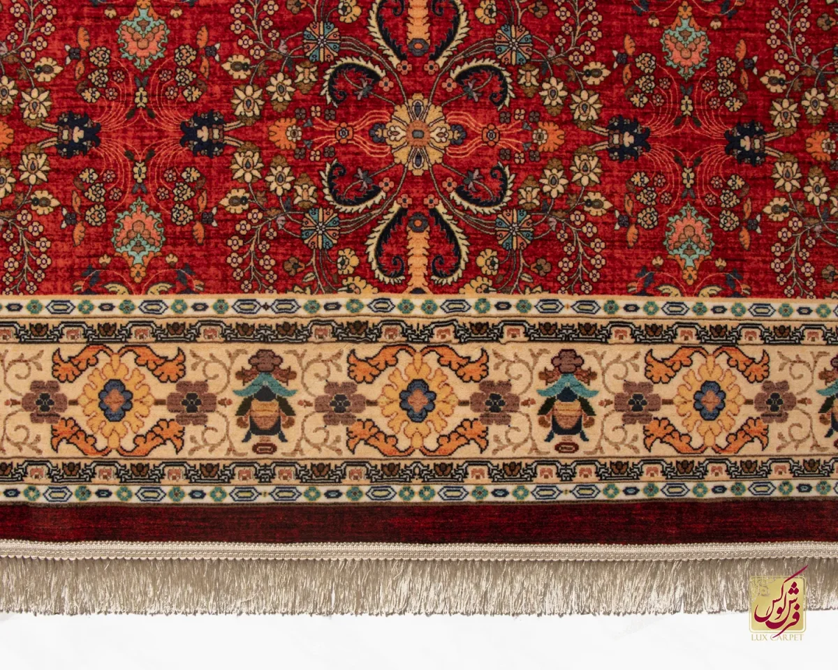 فرش ابریشم ماشینی 202738 لاکی حاشیه کرم