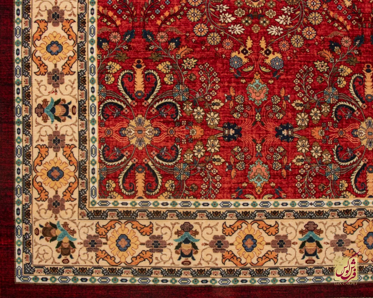 فرش ابریشم ماشینی 202738 لاکی حاشیه کرم