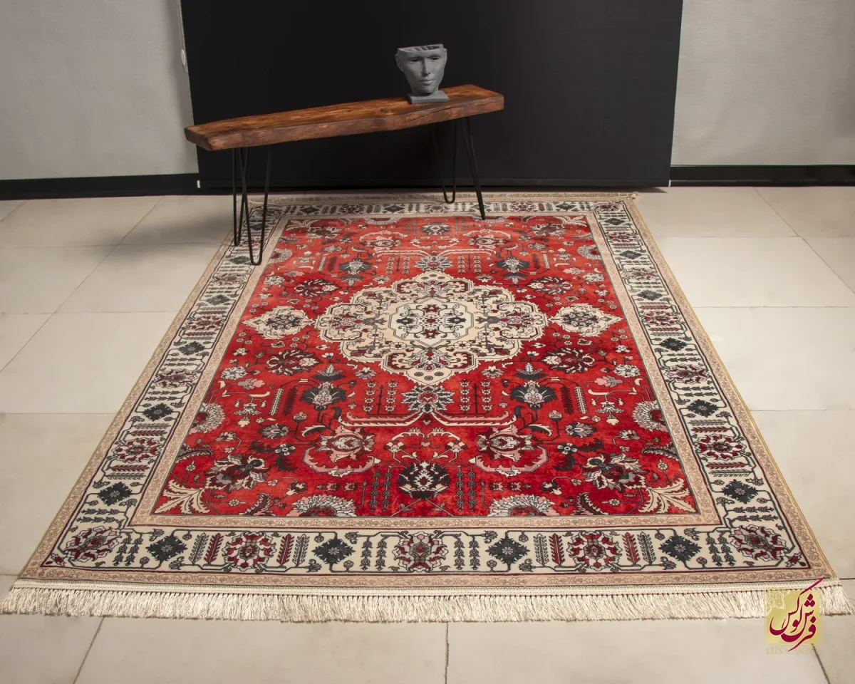 فرش ابریشم ماشینی 723104 قرمز کرم