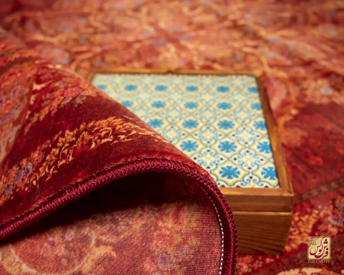 فرش ابریشم ماشینی X1969 قرمز لاکی