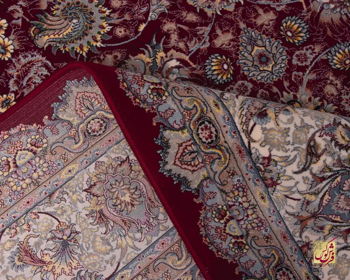 فرش ابریشم ماشینی ۱۲۱۱ لاکی حاشیه کرم